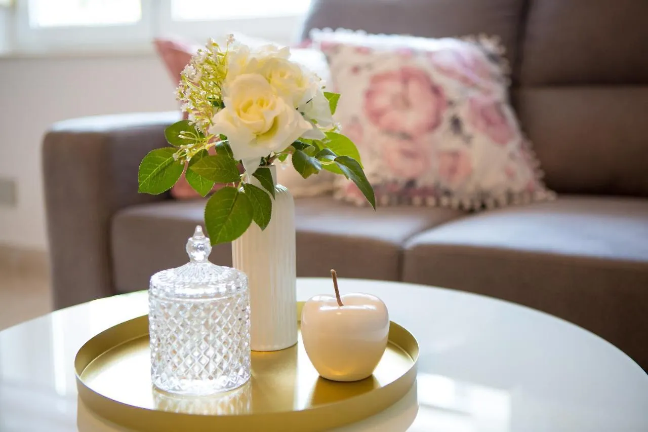 Luxury Villa Vibrass Split 3*,