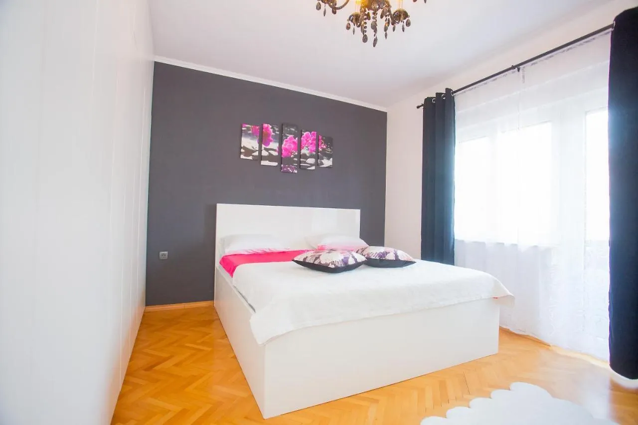 Luxury Villa Vibrass Split Konukevi