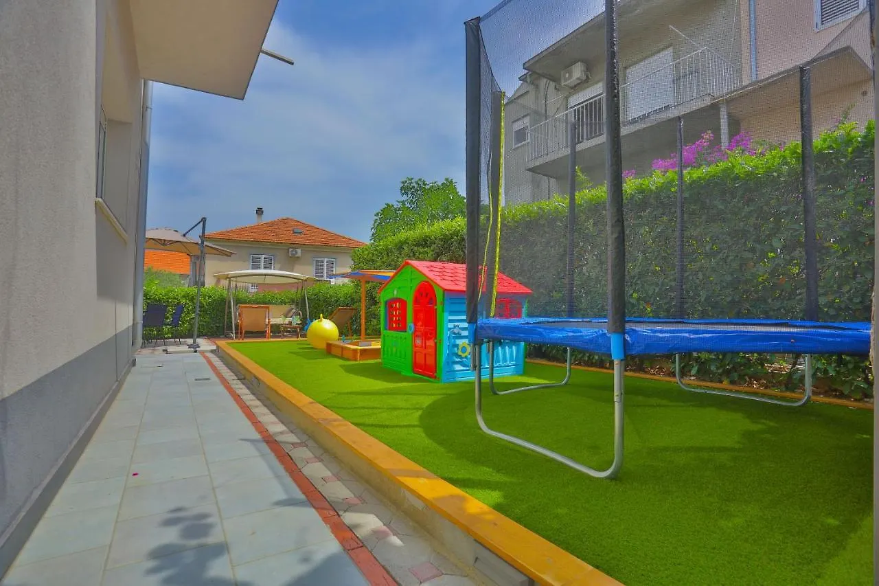 Luxury Villa Vibrass 스플리트