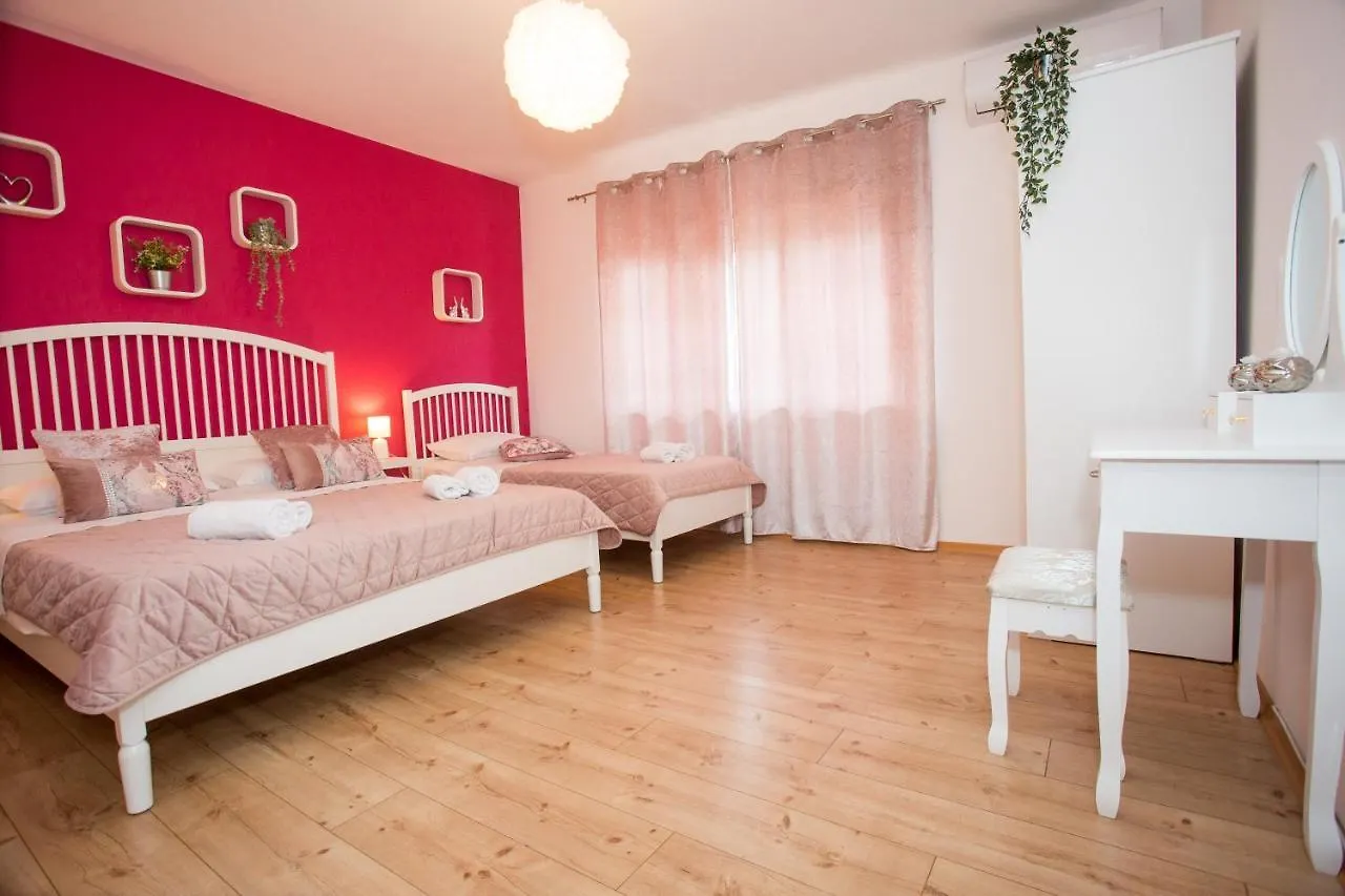 Luxury Villa Vibrass 스플리트 3*,  크로아티아