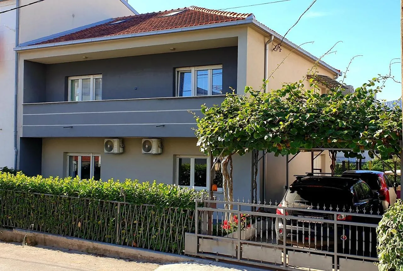 Luxury Villa Vibrass 스플리트 3*,
